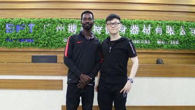 加纳客户来中国找性价比高的跑步机厂家